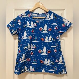 Zoe + Chloe Winter Pattern Womens Medium Scrub Top